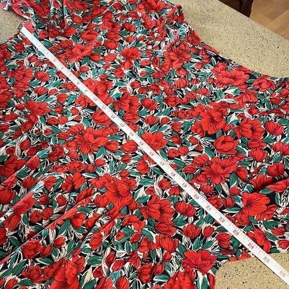 SHEIN Curve 3XL Tulip Printed Hi-Lo Babydoll Top - Picture 13 of 16